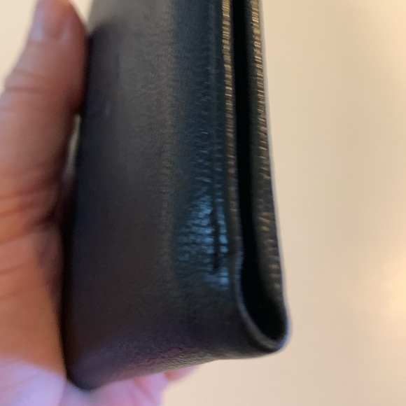 Beautiful YSL Wallet Unisex!! - Picture 14 of 16